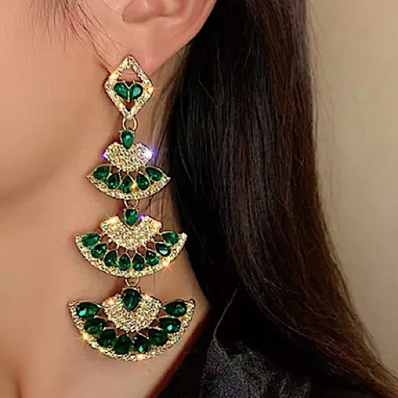 Vintage Emerald Green Crystal Oversized GP Dangle Statement Earrings - Picture 1 of 9